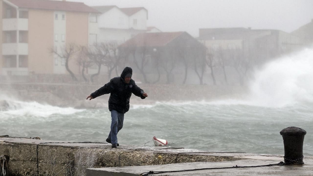 Meteoroloji'den fırtına uyarısı