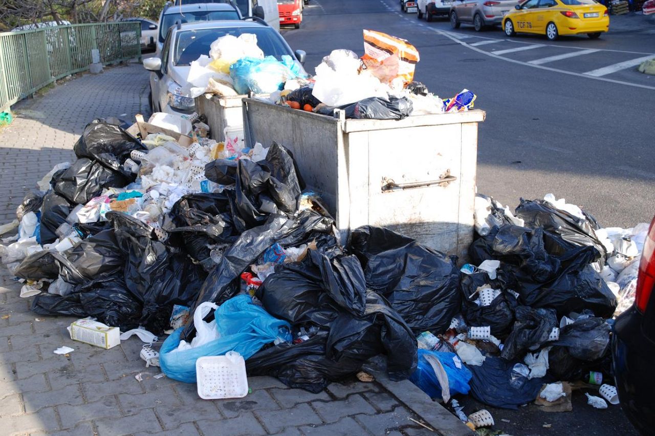 İstanbul'da çöp transfer işçileri greve hazırlanıyor: 'İlçelerde çöpler toplanamayacak! Çöp yığınları oluşacak!'