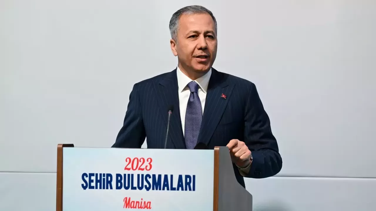 Bakan Yerlikaya: Sokak sokak peşlerindeyiz, uyuşturucu tacirlerine hayatı dar edeceğiz