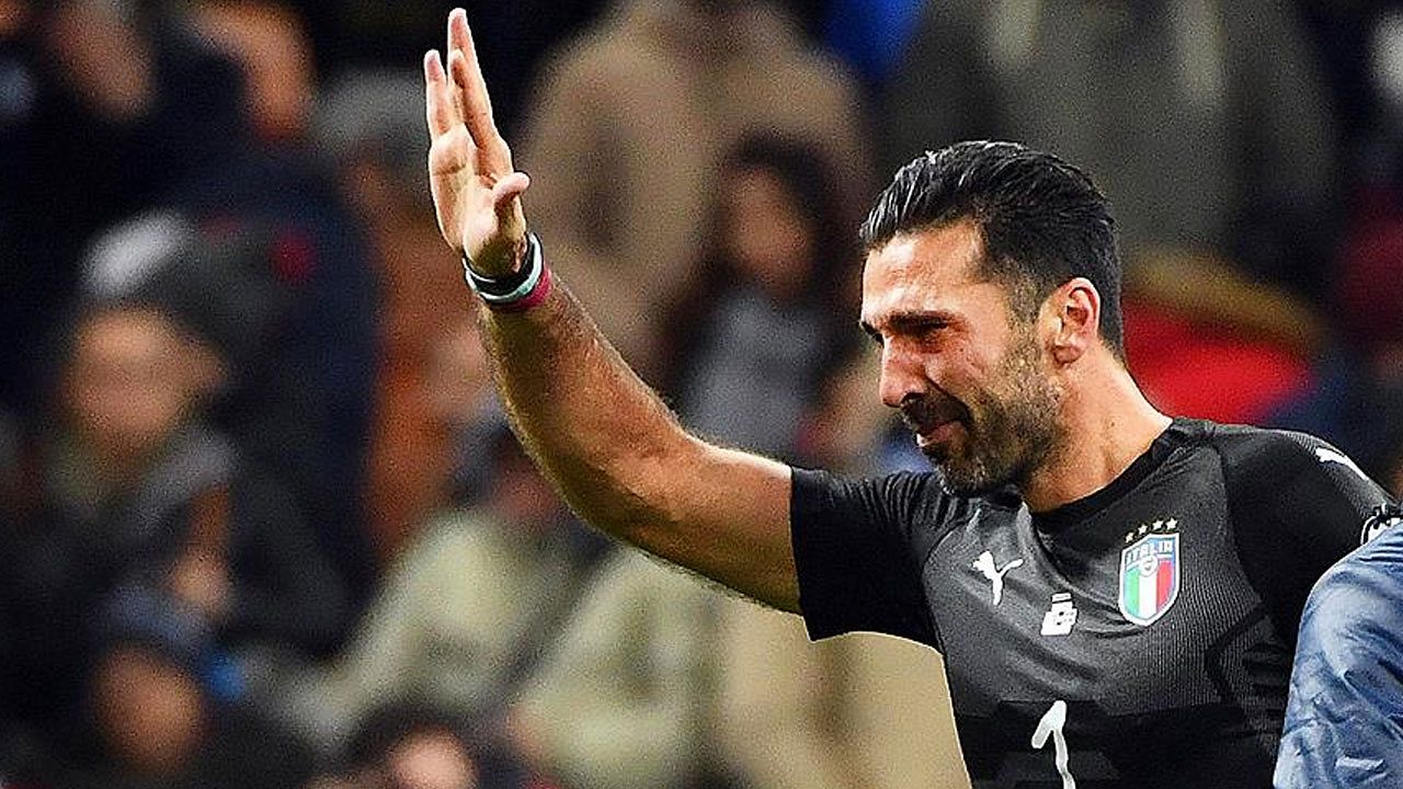 Bir devir sona erdi! Buffon 45 yaşında futbola veda etti