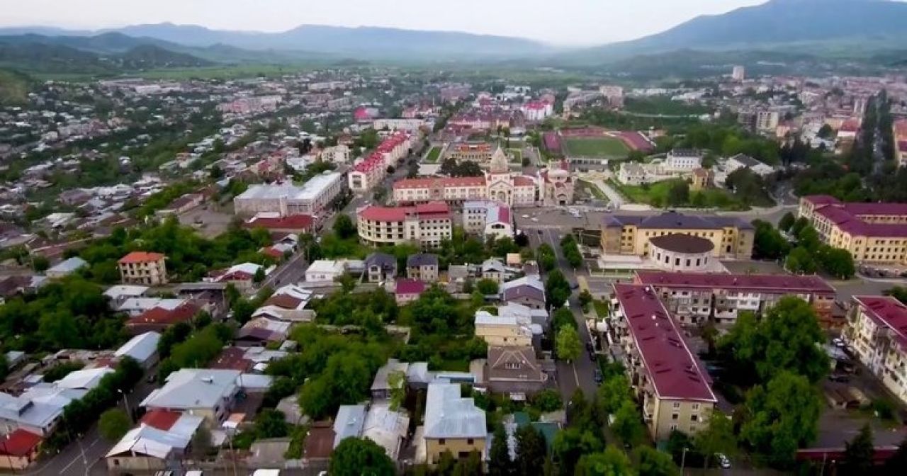 Karabağ'da Ermenilerin yaşadığı şehre Azerbaycan elektriği verildi