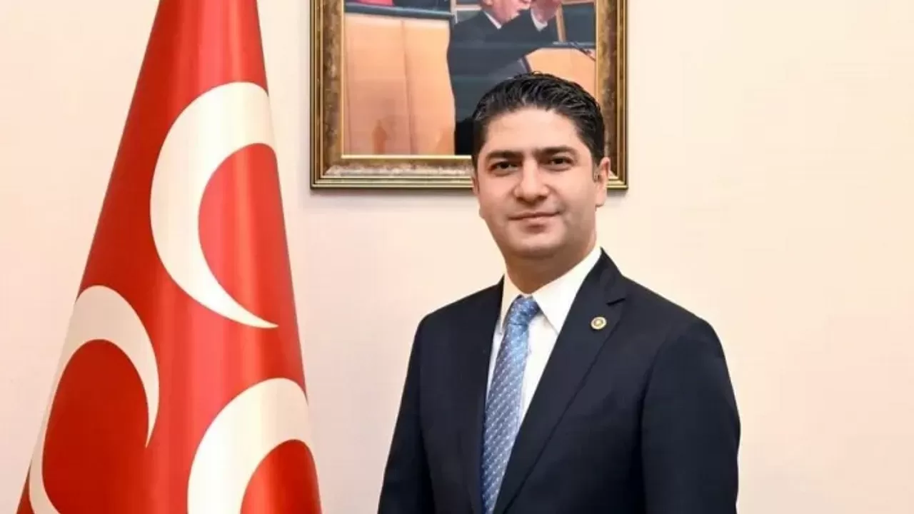 MHP'li Özdemir: Taş kırılır, tunç erir ama Türklük ebedidir