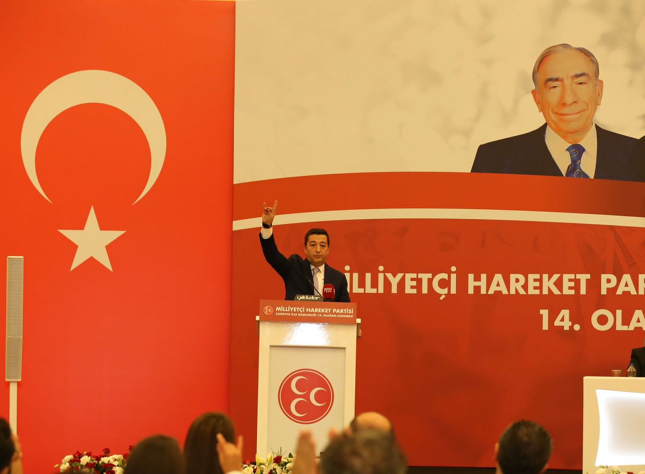 MHP Çankaya İlçe Başkanı Serkan Damar güven tazeledi