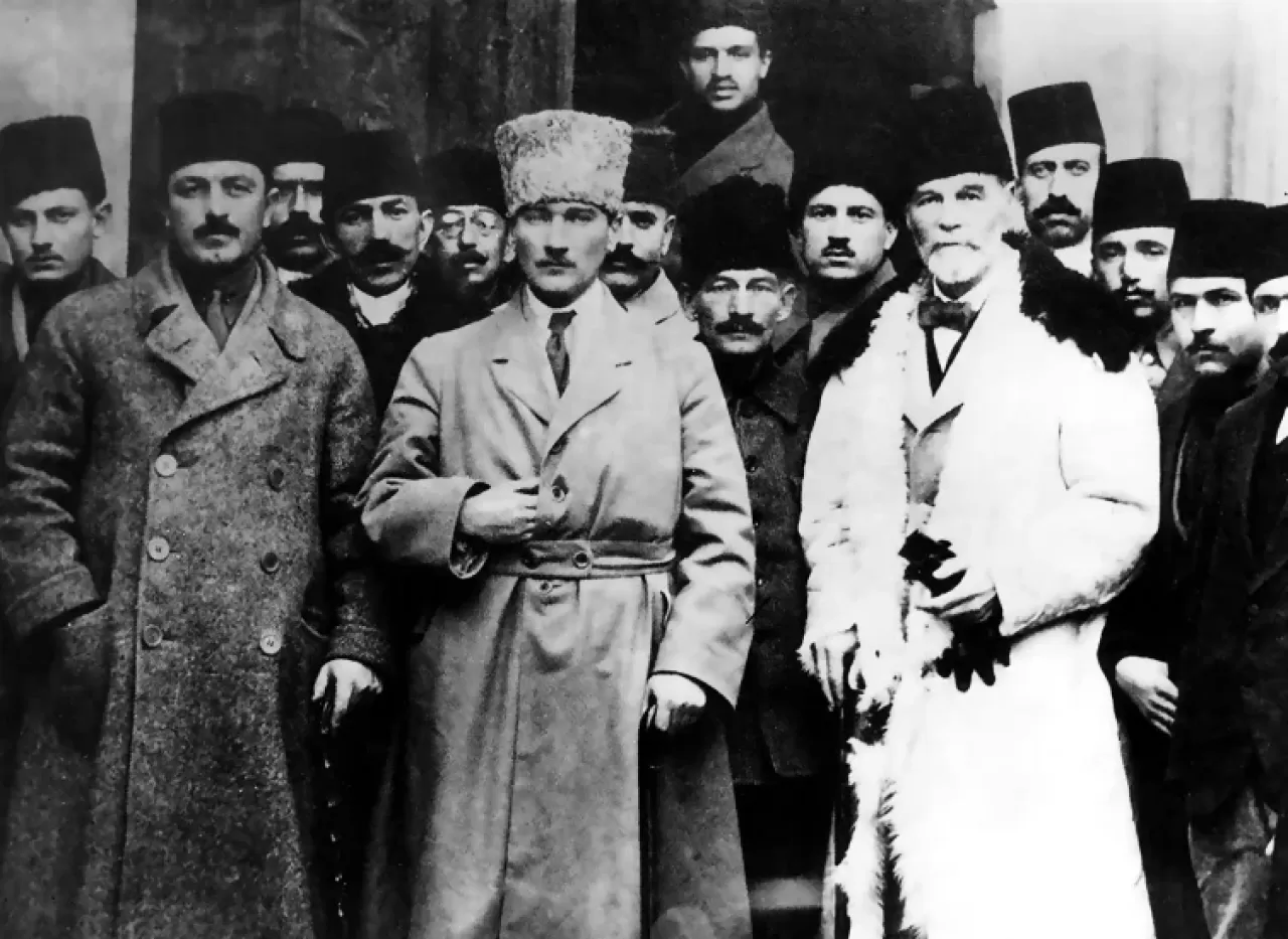 100 yıllık Cumhuriyet'in mimarı: Atatürk