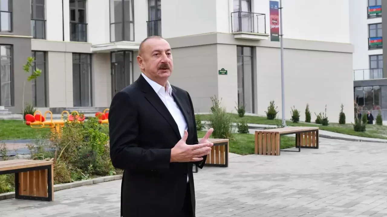 Aliyev: Karabağ sorunu ebediyen kapandı