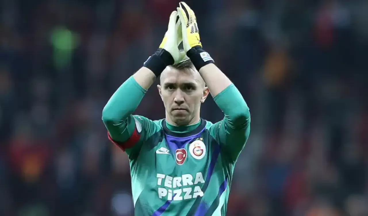 Galatasaray'da Muslera için yeni sözleşme yolda