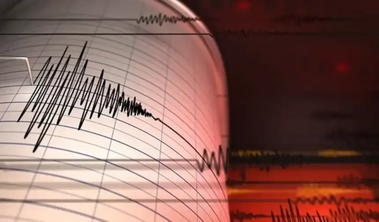 İzmir'de 3,9 büyüklüğünde deprem