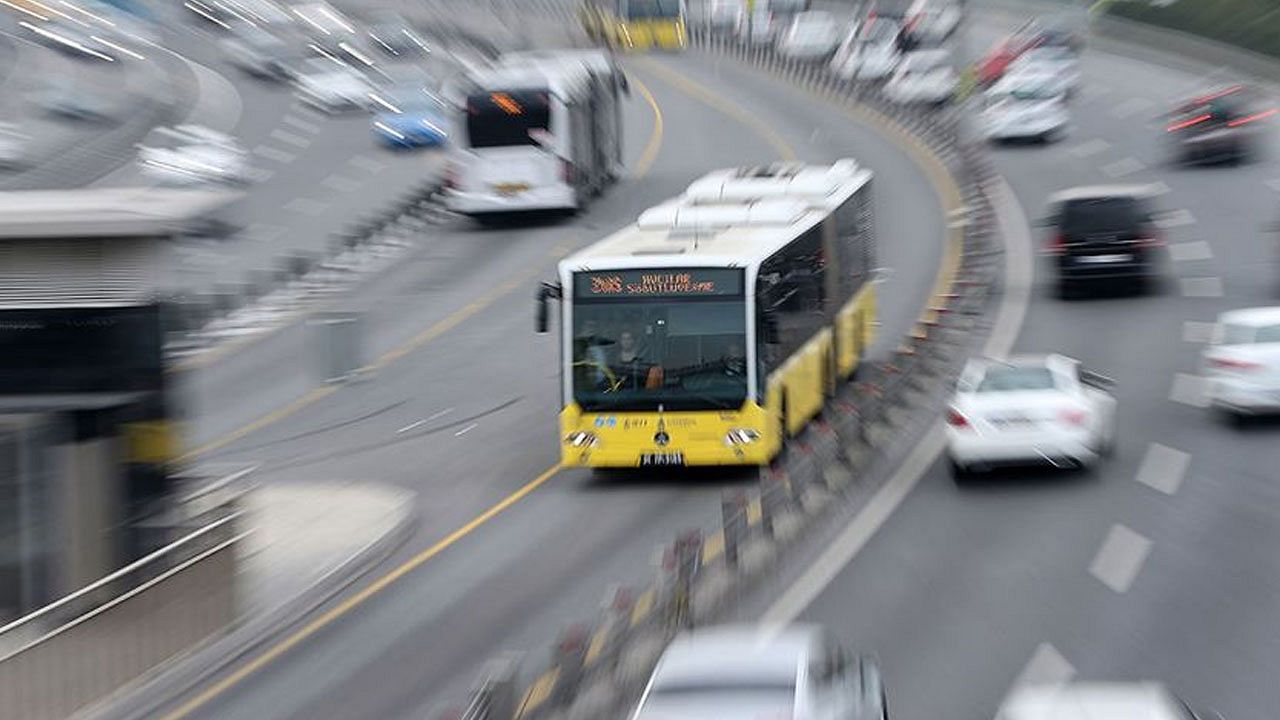 Toplu ulaşımda kredi kartıyla ödemede indirim