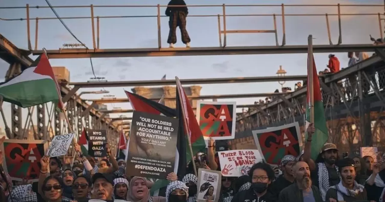 İsrail'in katliamı ABD'de protesto edildi! "Bugün kaç çocuk öldürdünüz?"