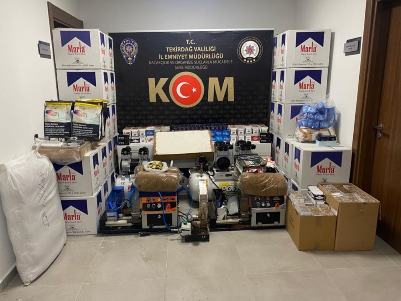 Tekirdağ'da kaçakçılık operasyonunda 18 zanlı yakalandı