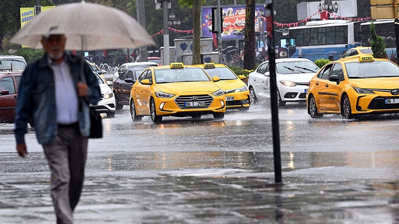 Ankara Valiliğinden kuvvetli gök gürültülü sağanak uyarısı