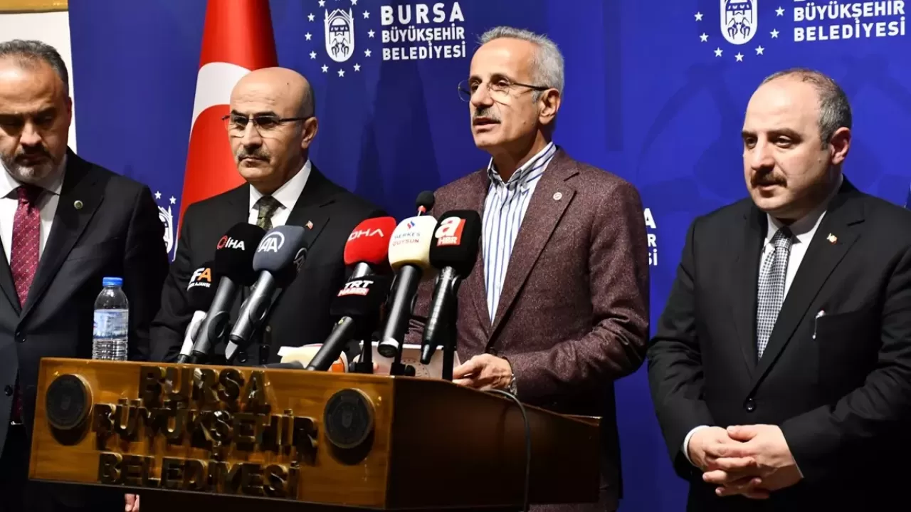 Bakan Uraloğlu: Türkiye'yi Avrupa'nın 6'ncı, dünyanın 8'inci Yüksek Hızlı Tren işletmecisi yaptık