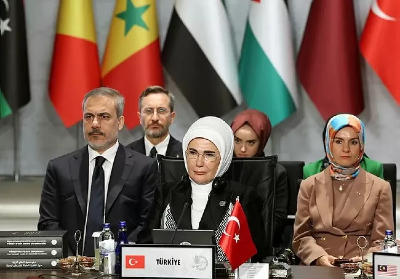 Emine Erdoğan "Dünya Çocuk Hakları Günü" paylaşımında öldürülen Filistinli çocuklara dikkati çekti