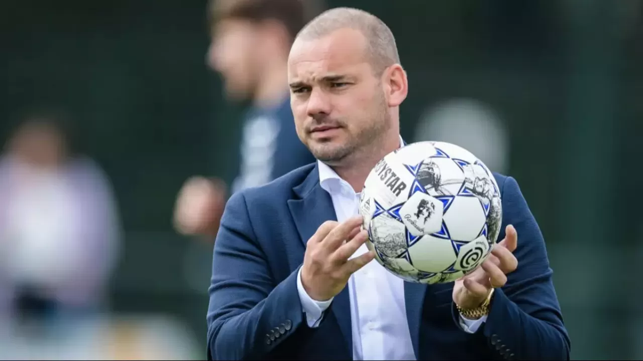 Wesley Sneijder, Ajax'ın durumunu değerlendirdi: Suçlu tek bir kişi değil