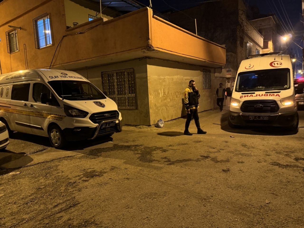 Gaziantep'te kayınpederi ve kayınvalidesini tabancayla yaralayan kişi intihar etti