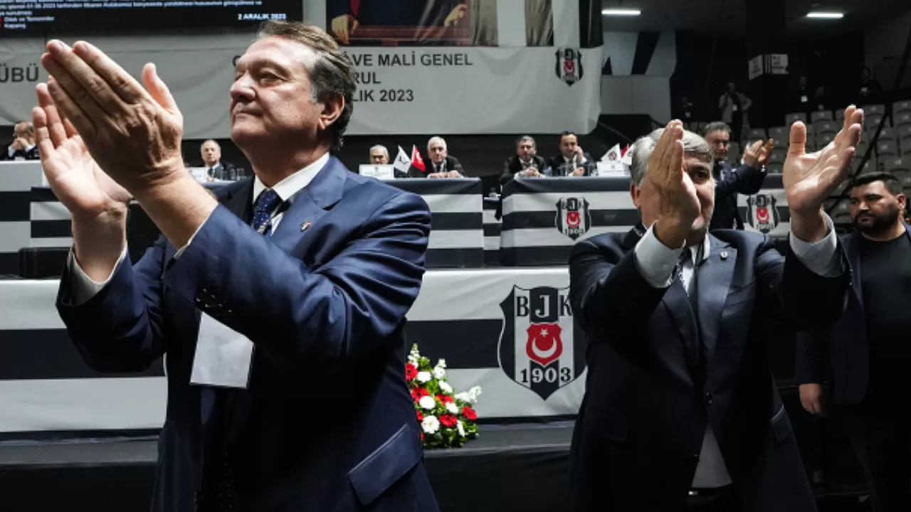 Beşiktaş başkanını seçiyor