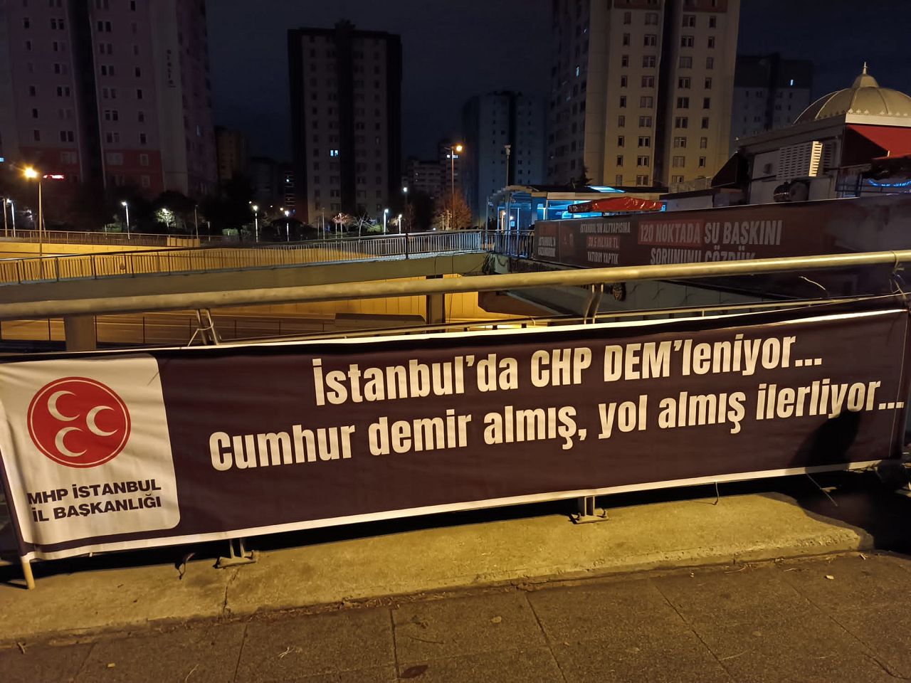 MHP’den İstanbul’un dört bir yanına anlamlı pankart