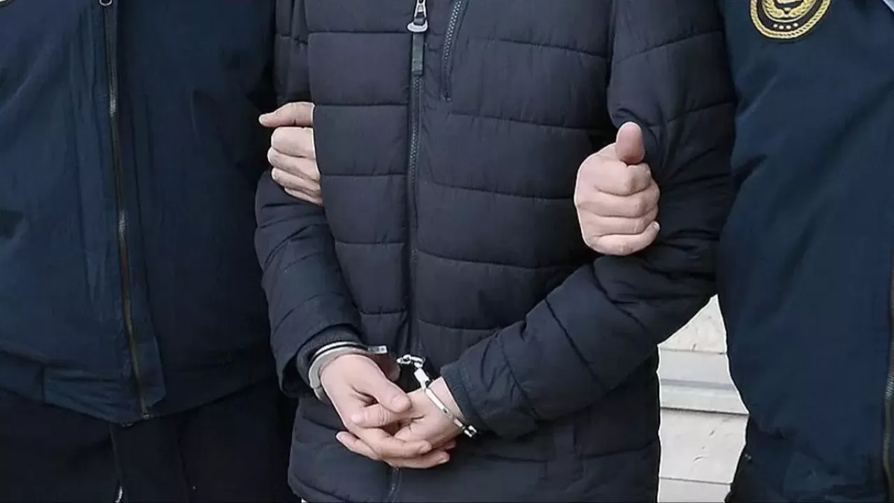 Kırmızı Bültenle Aranan DAEŞ Üyesi KKTC'de Tutuklandı