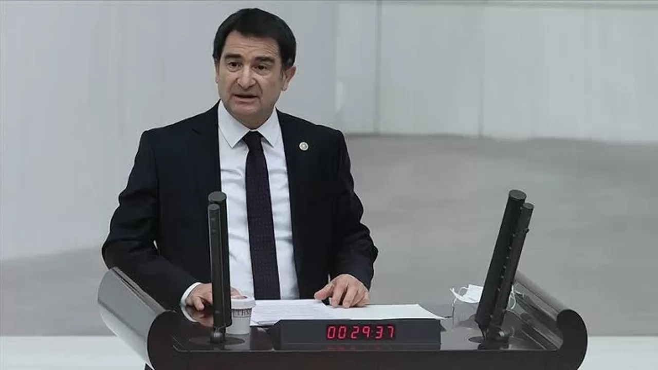 MHP'li Aksu: Biz, millî kurumlarımızın çalışmasına da verilerine de güveniyoruz