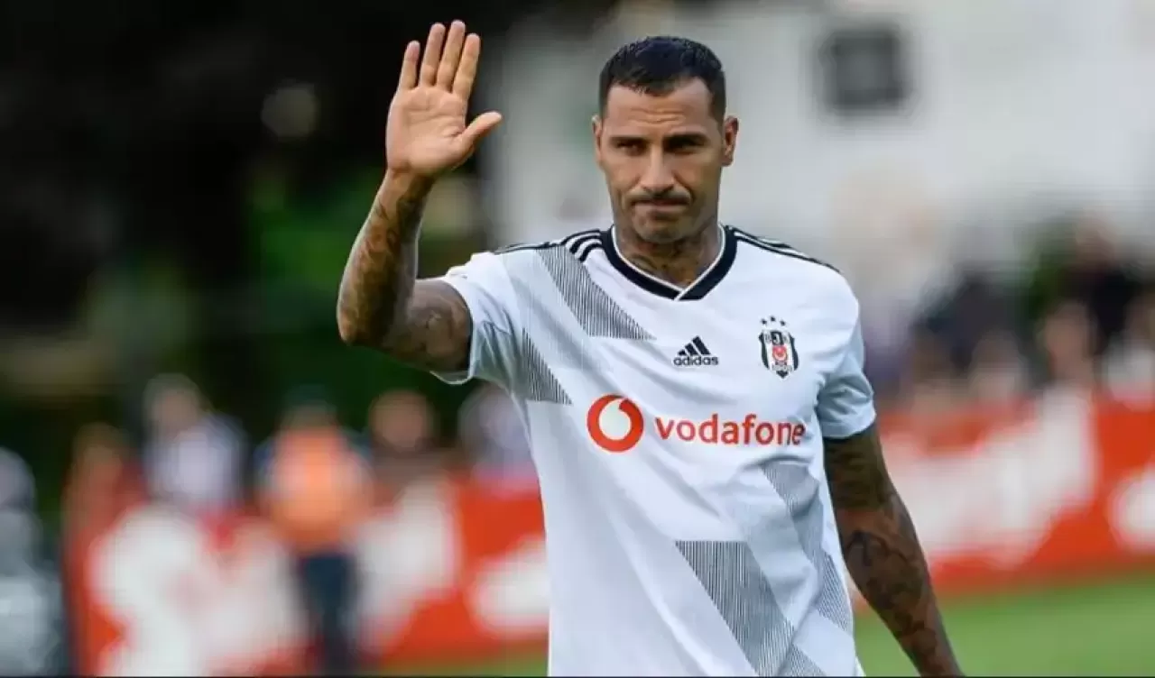 Quaresma'dan Adalı ve Arat'a mesaj