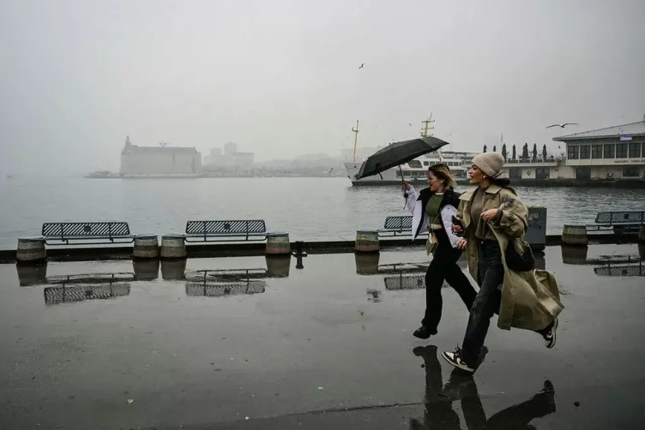 Meteoroloji 16 il için alarm verdi! Sıcaklıklar 6 derece birden düşüyor: İstanbul’a kar ne zaman yağacak?