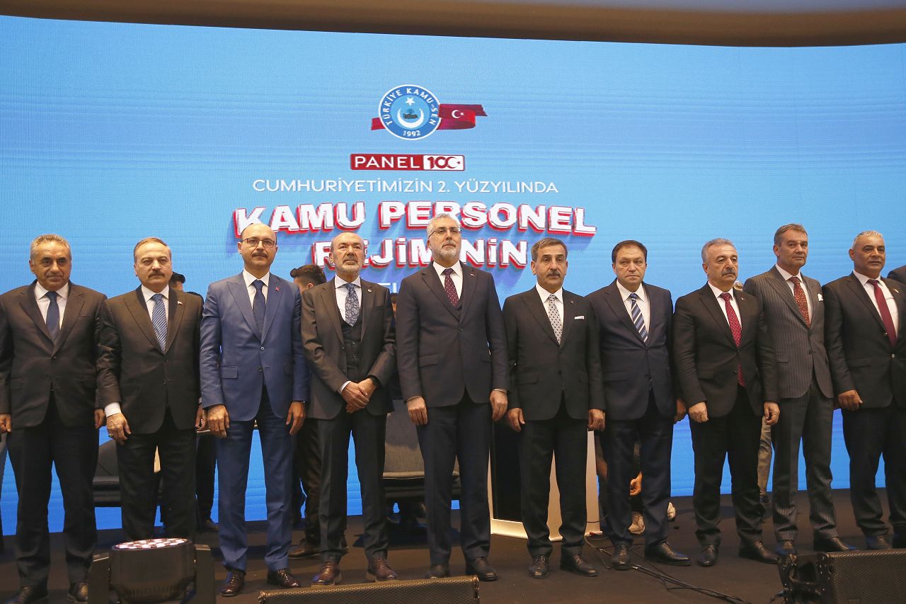 Türkiye Kamu-Sen Genişletilmiş Şube Başkanları İstişare Toplantısı Antalya'da sürüyor