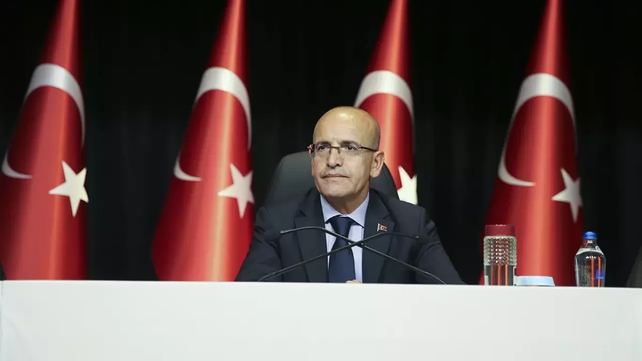 Bakan Şimşek: 2024'te de programımızın hedeflerine ulaşmak için ne gerekiyorsa yapmaya devam edeceğiz