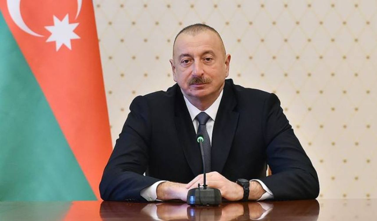 Azerbaycan Cumhurbaşkanı Aliyev ilk resmi ziyaret için Türkiye'ye geldi