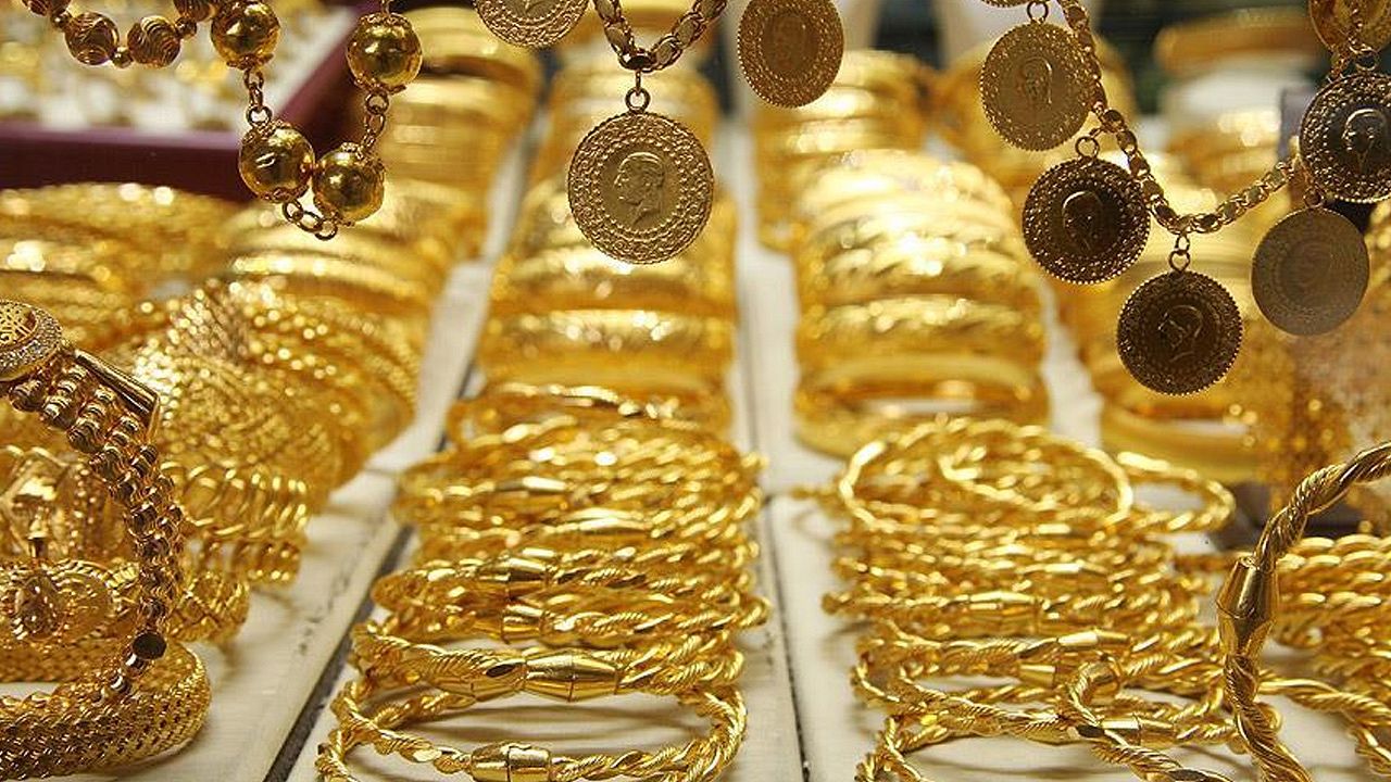 Altının kilogram fiyatı 2 milyon 101 bin 500 liraya yükseldi