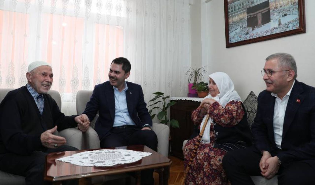 Murat Kurum'u çaya davet eden vatandaşın cebinden çıkan kartvizit şaşırttı
