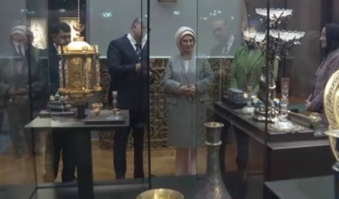 Emine Erdoğan, Ankara Palas Müzesi'ni ziyaret etti