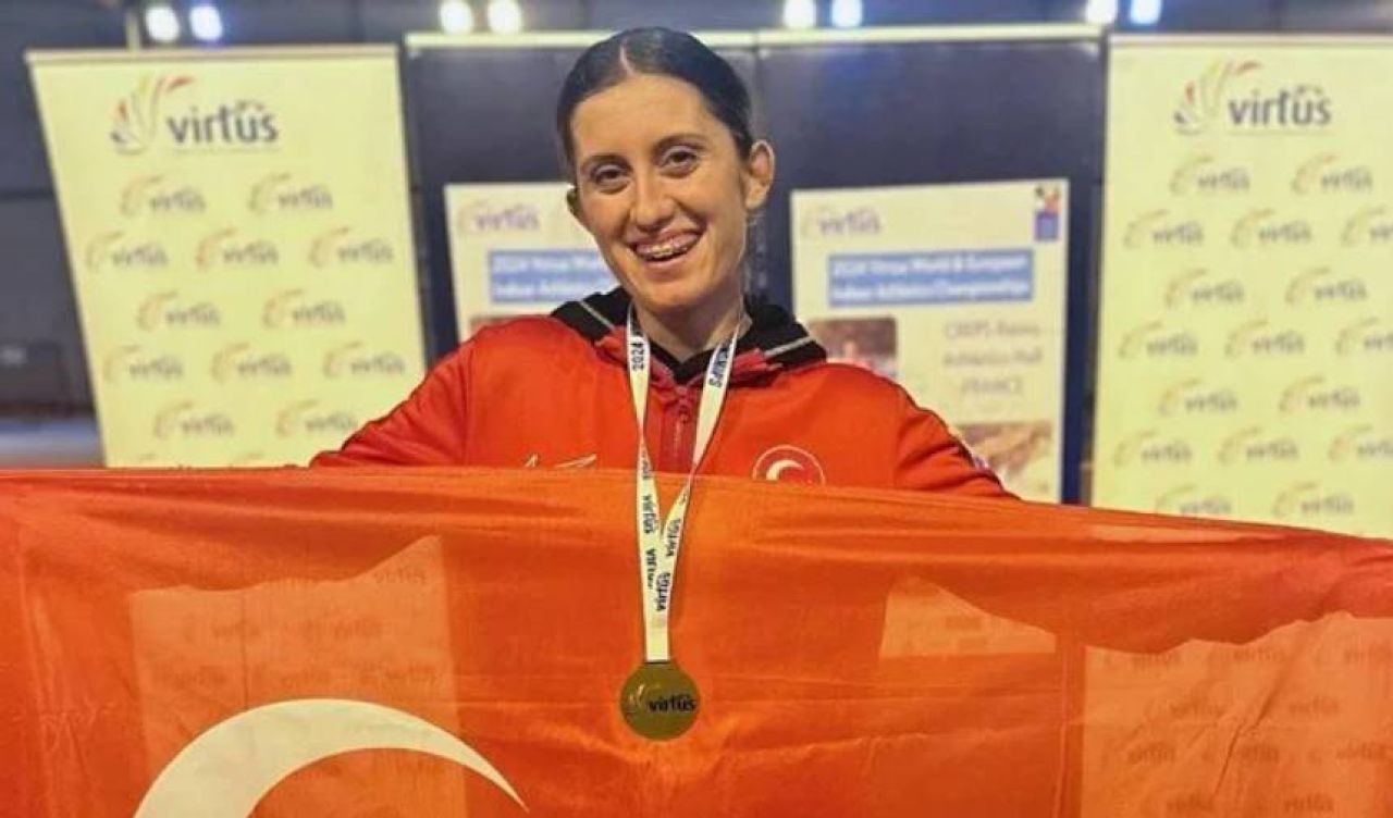 Fatma Damla Altın, pentatlonda dünya salon şampiyonu oldu