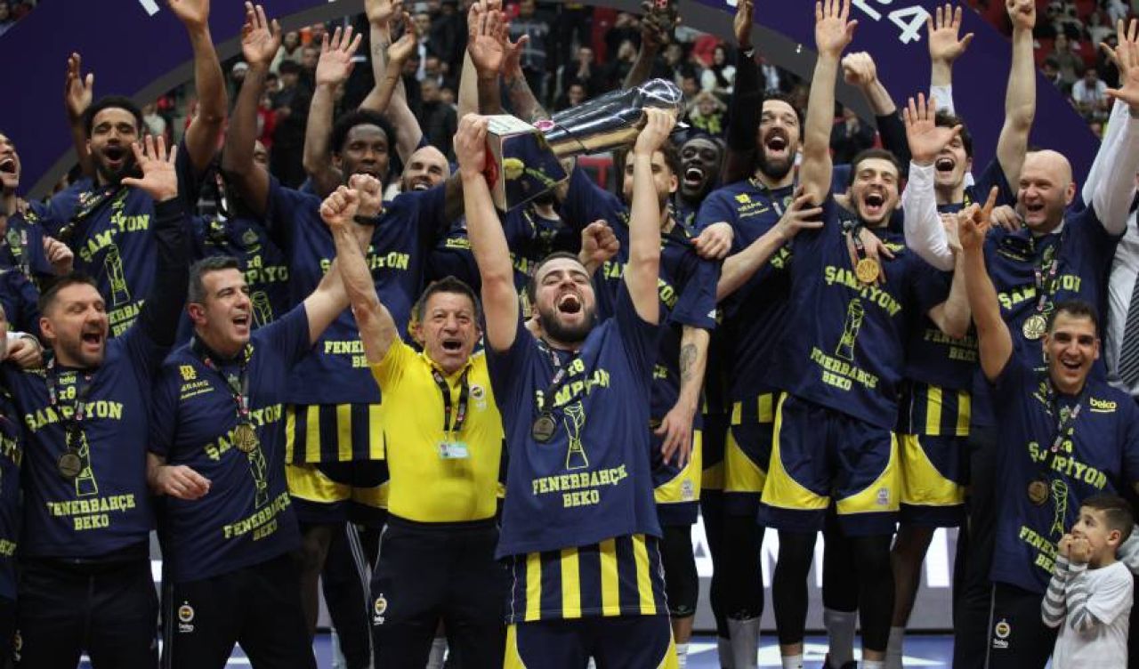 ING Türkiye Kupası Fenerbahçe Beko'nun oldu