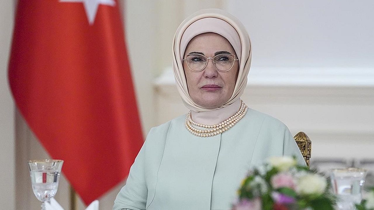 Emine Erdoğan'dan İİT Üyesi Afrika Ülkelerinde Kanserle Mücadele Zirvesi'ne ilişkin paylaşım