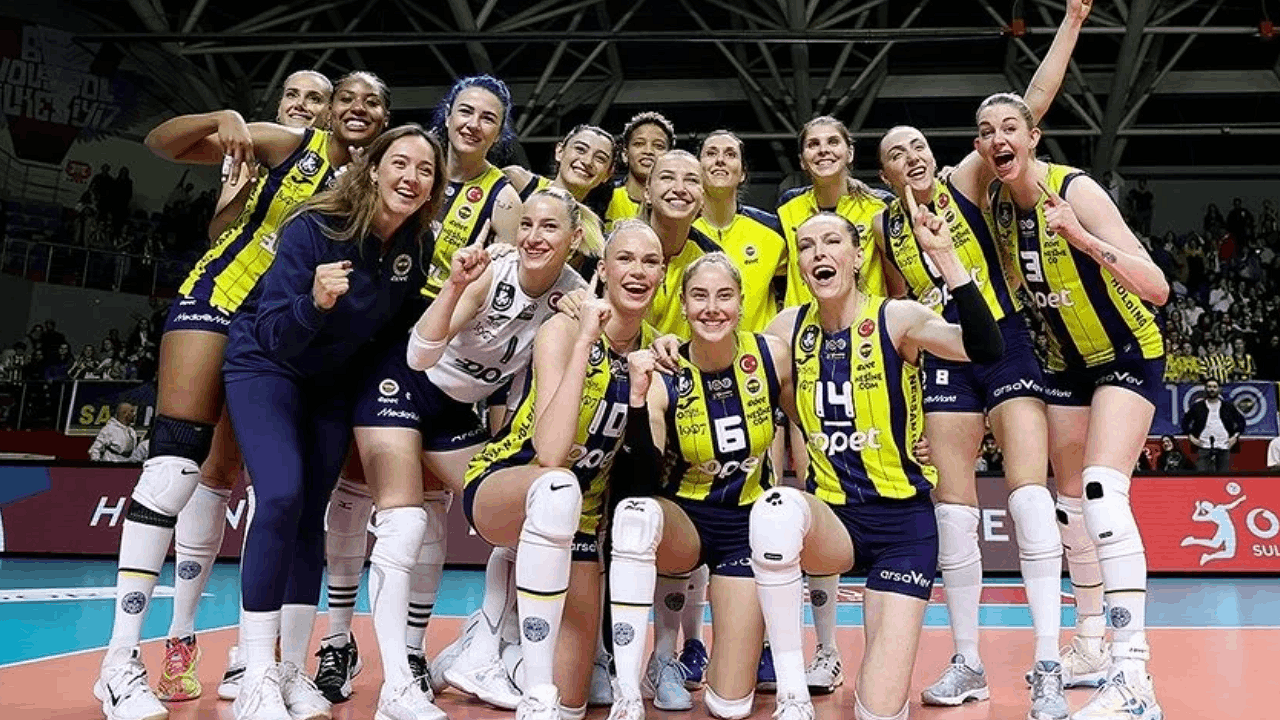 Fenerbahçe Opet sezonu lider tamamladı