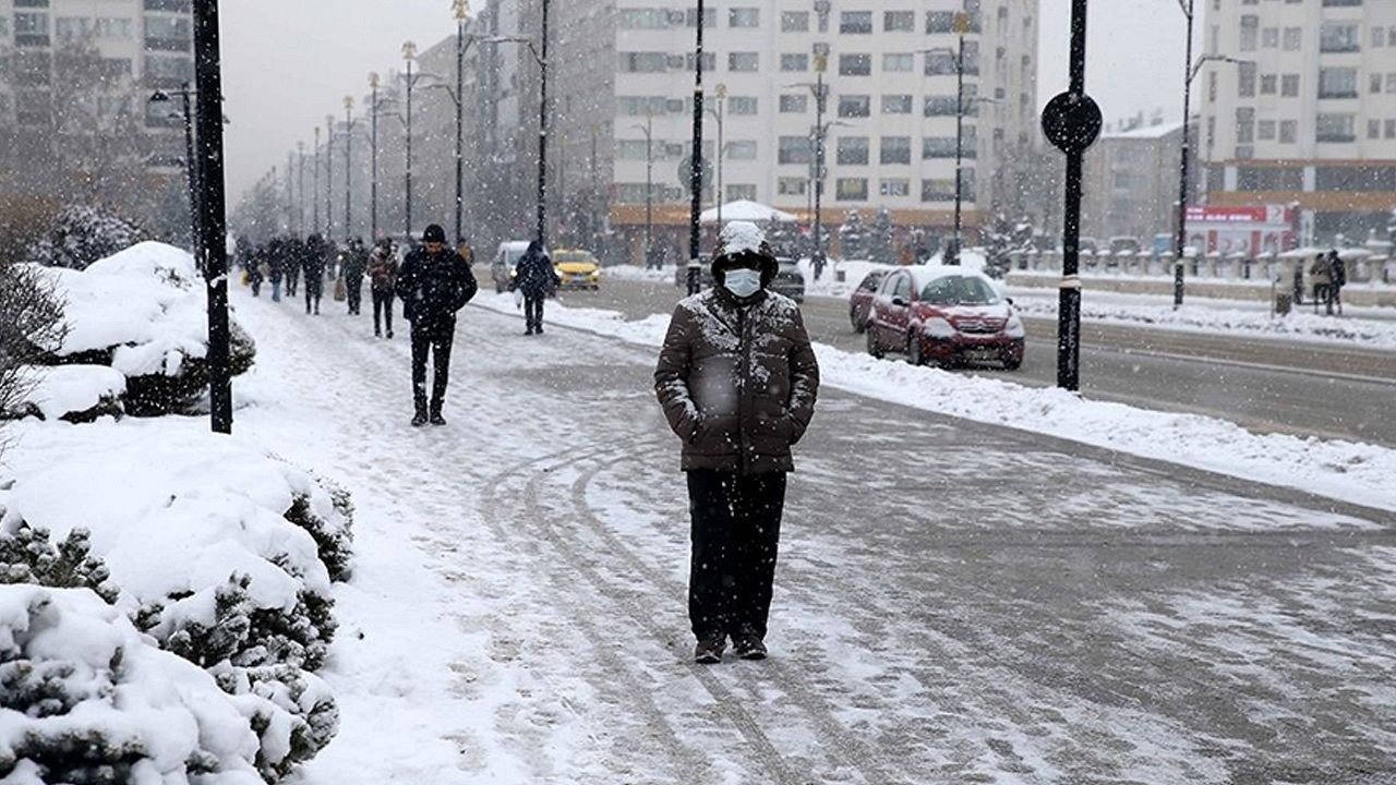 Meteoroloji uyardı:  5 il için kar yağışı olacak