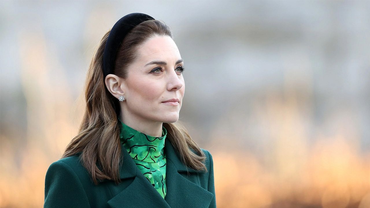 Kara bulutlar dağılmıyor! Kate Middleton gerçekten görüldü mü?