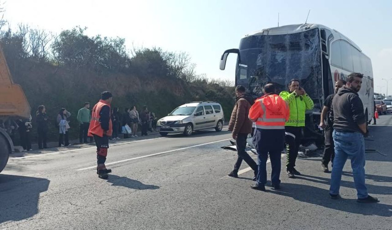 TEM'de zincirleme kaza! Olay yerine çok sayıda sağlık ekibi sevk edildi