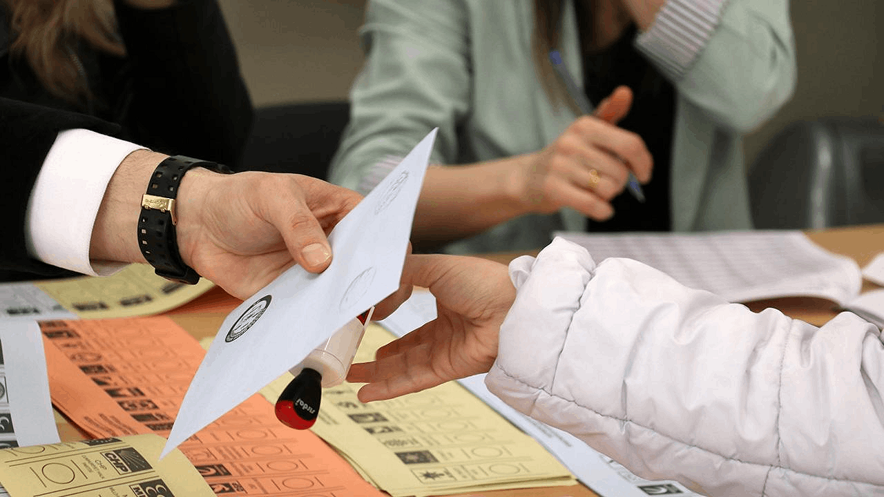 Türkiye genelinde oy verme işlemi bitti