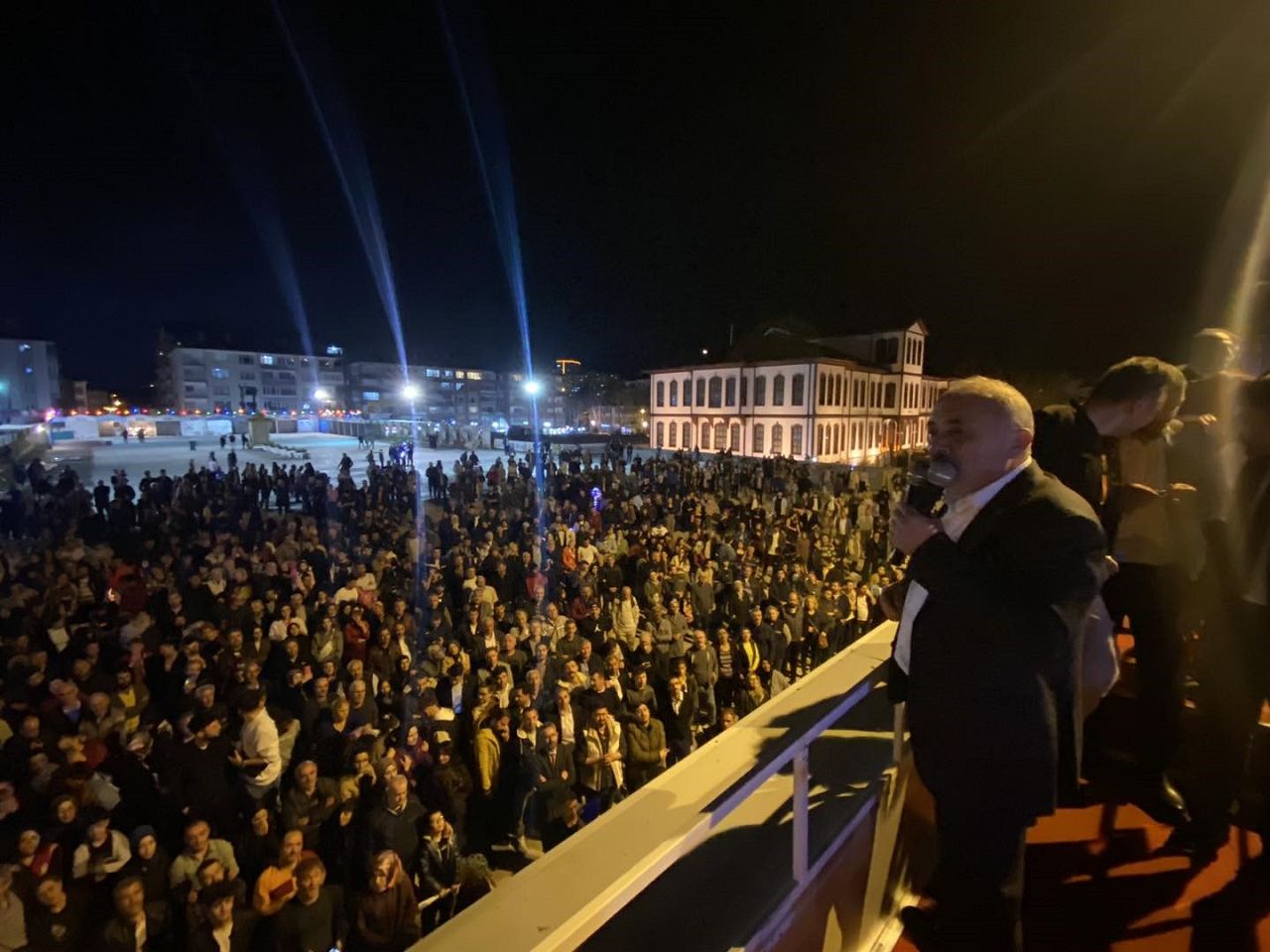 Çankırı MHP'ye kucak açtı! MHP adayı İsmail Hakkı Esen Belediye Başkanı oldu