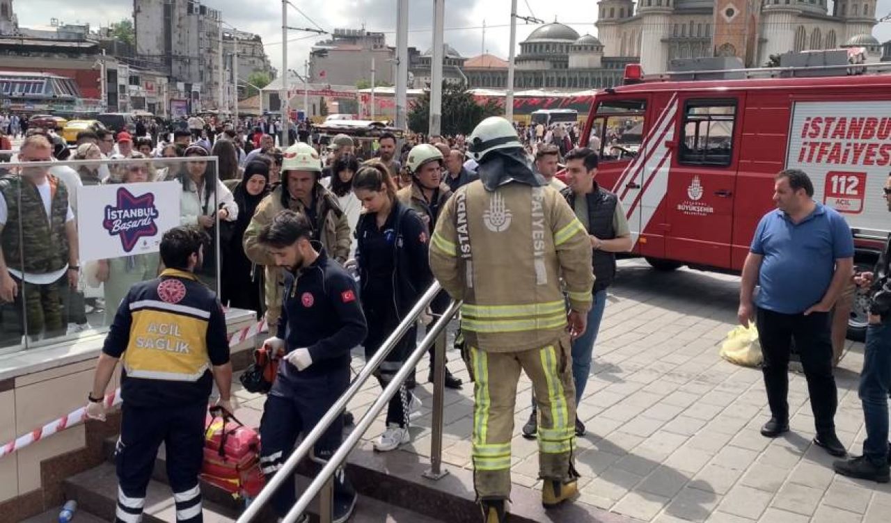 Taksim metrosunda intihar girişimi! Bir anda raylara atladı