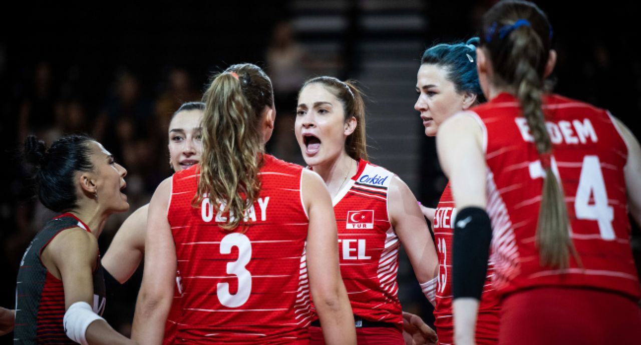 Türkiye Hollanda voleybol maçı hangi kanalda? Türkiye Hollanda maçı saat kaçta?