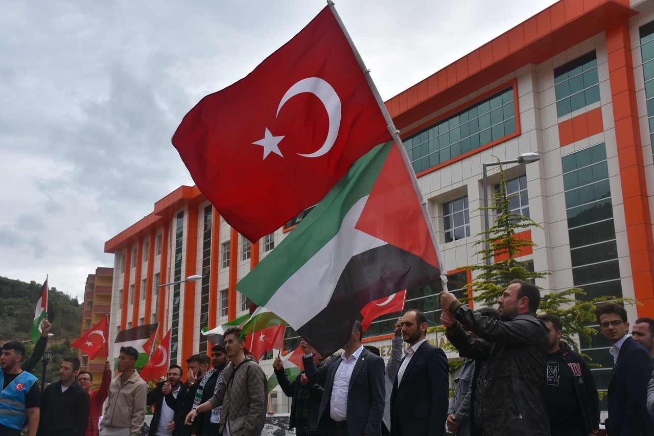 Üniversitelerden Filistin'e destek yürüyüşü