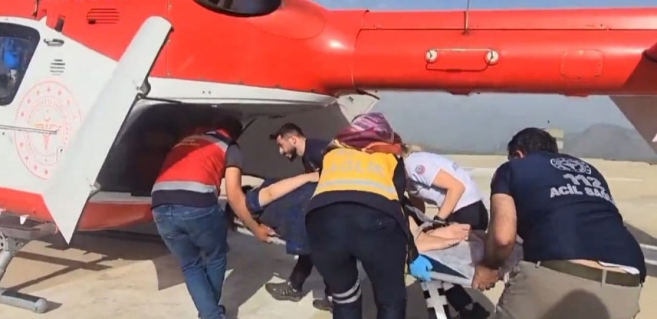 Ambulans helikopter hamile kadın için havalandı