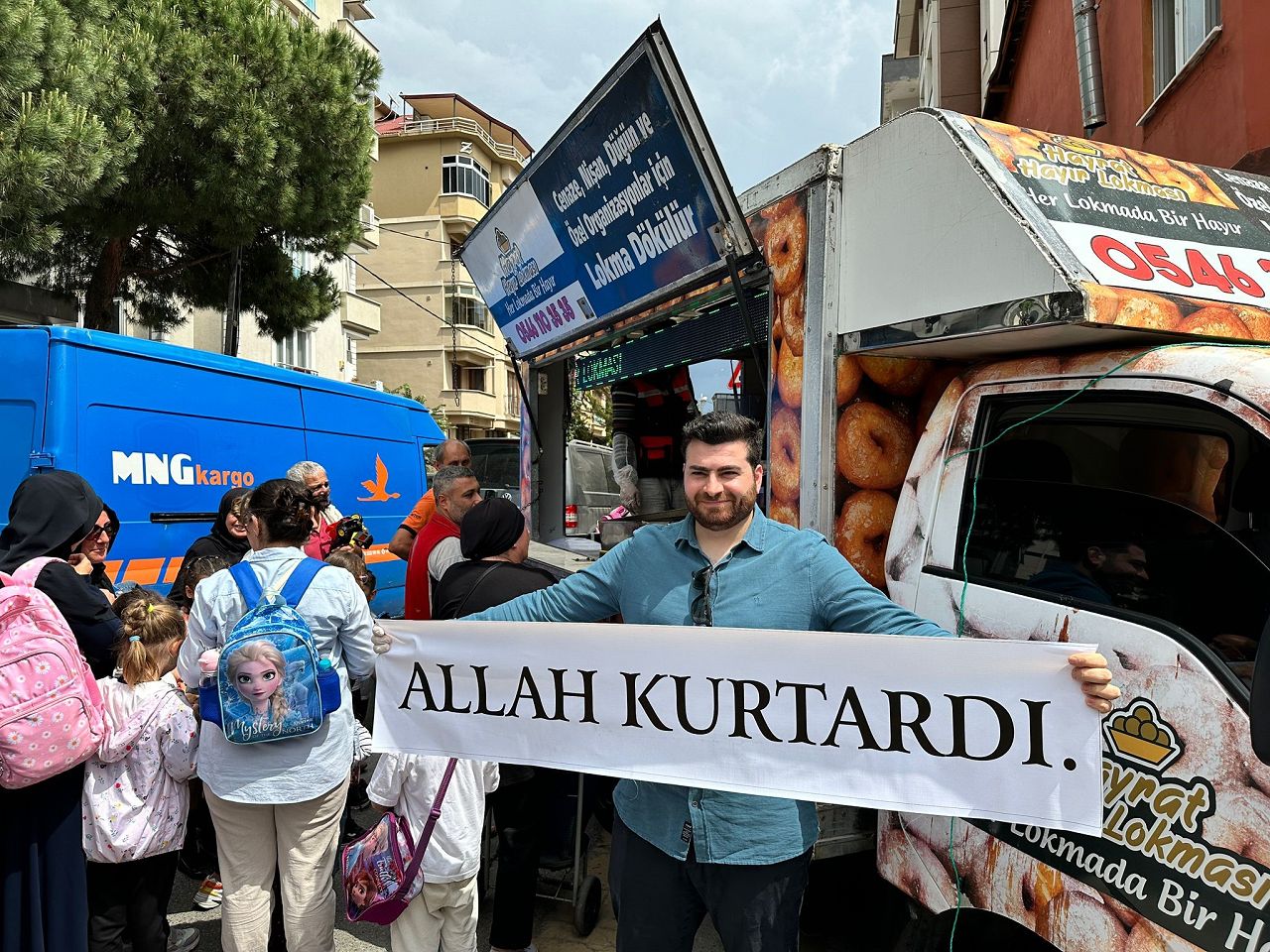 Bir vatandaş 'Allah kurtardı' lokması dağıttı