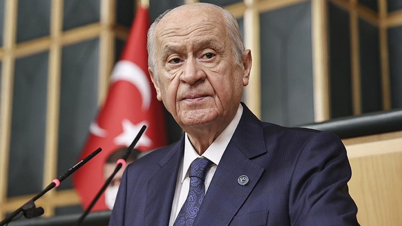 MHP Lideri Devlet Bahçeli'den sürpriz çağrı: 'Bu sene küme düşme olmasın'