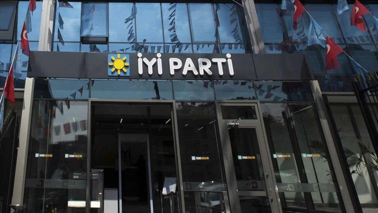 İP'te yeni istifa: Antalya Milletvekili Aykut Kaya partisinden ayrıldı