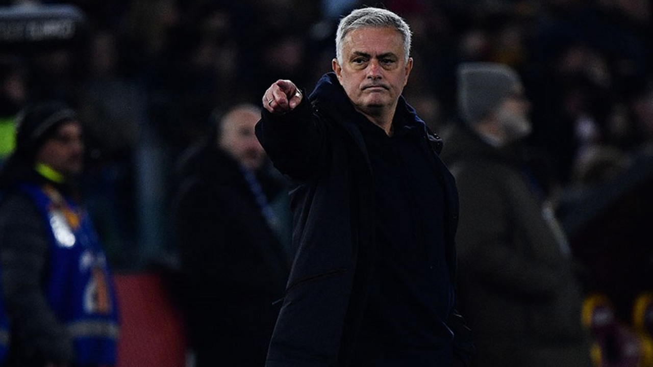 Fenerbahçe, Jose Mourinho'nun ücretini KAP'a bildirdi