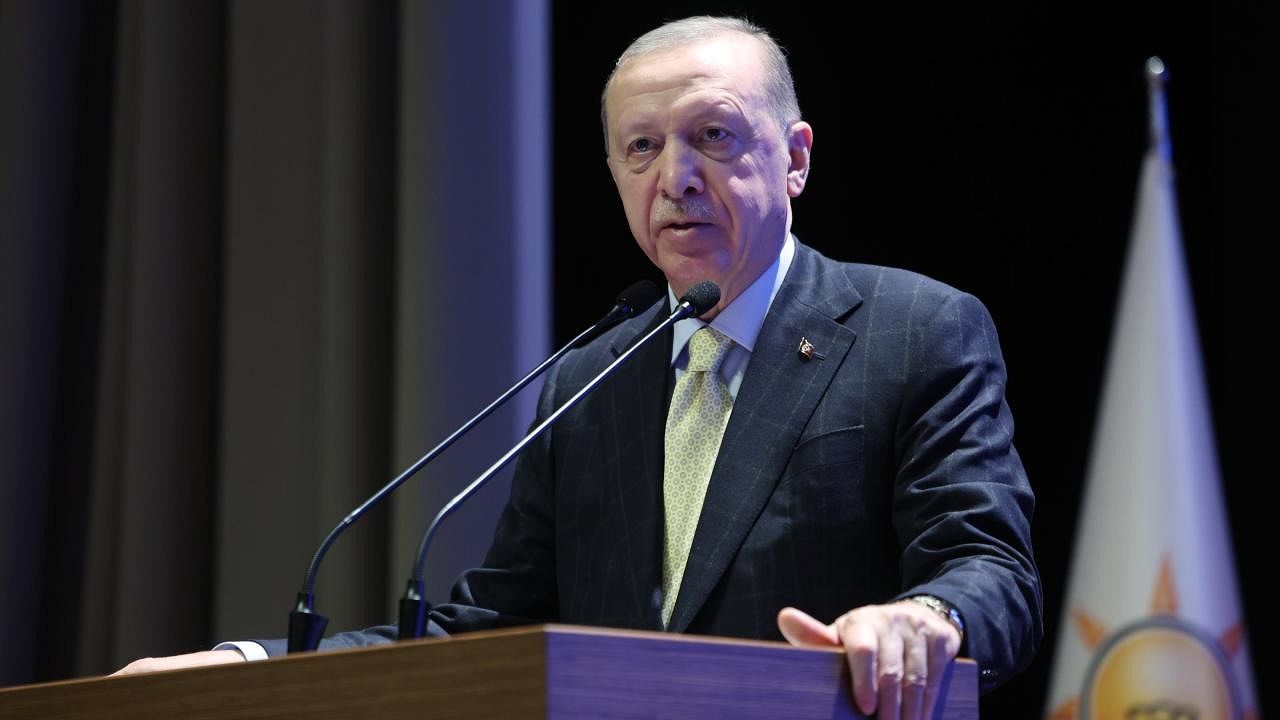 Cumhurbaşkanı Erdoğan'dan Reisi'nin ölümüyle ilgili açıklama: İran'ın yanındayız