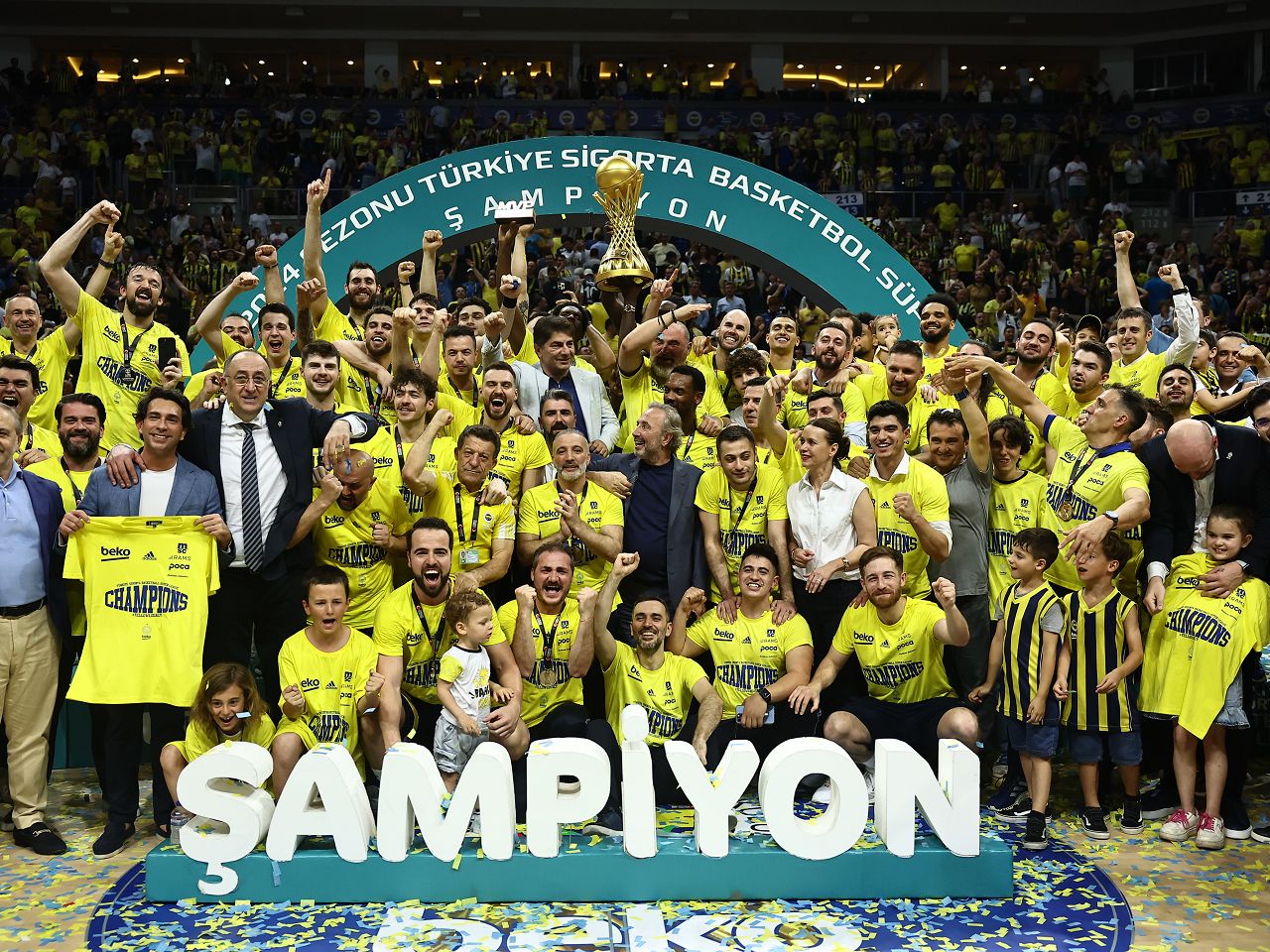 Fenerbahçe Beko tarihinde 11. kez şampiyon